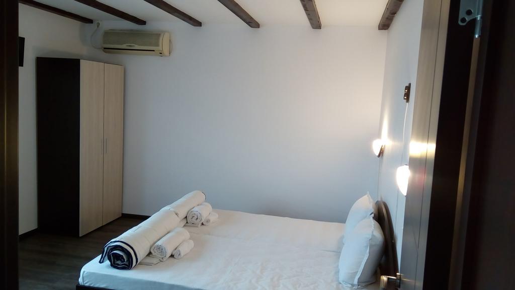 Guesthouse Orlovo Buitenkant foto